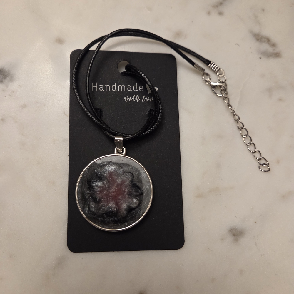 Black and Silver Pendant Necklace - Picture 1 of 2